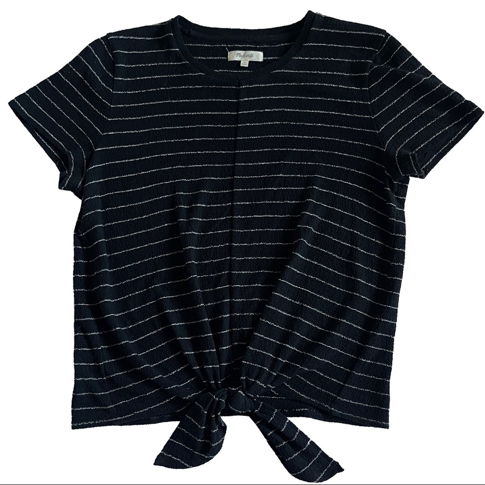 Madewell tie front tee // Size: M